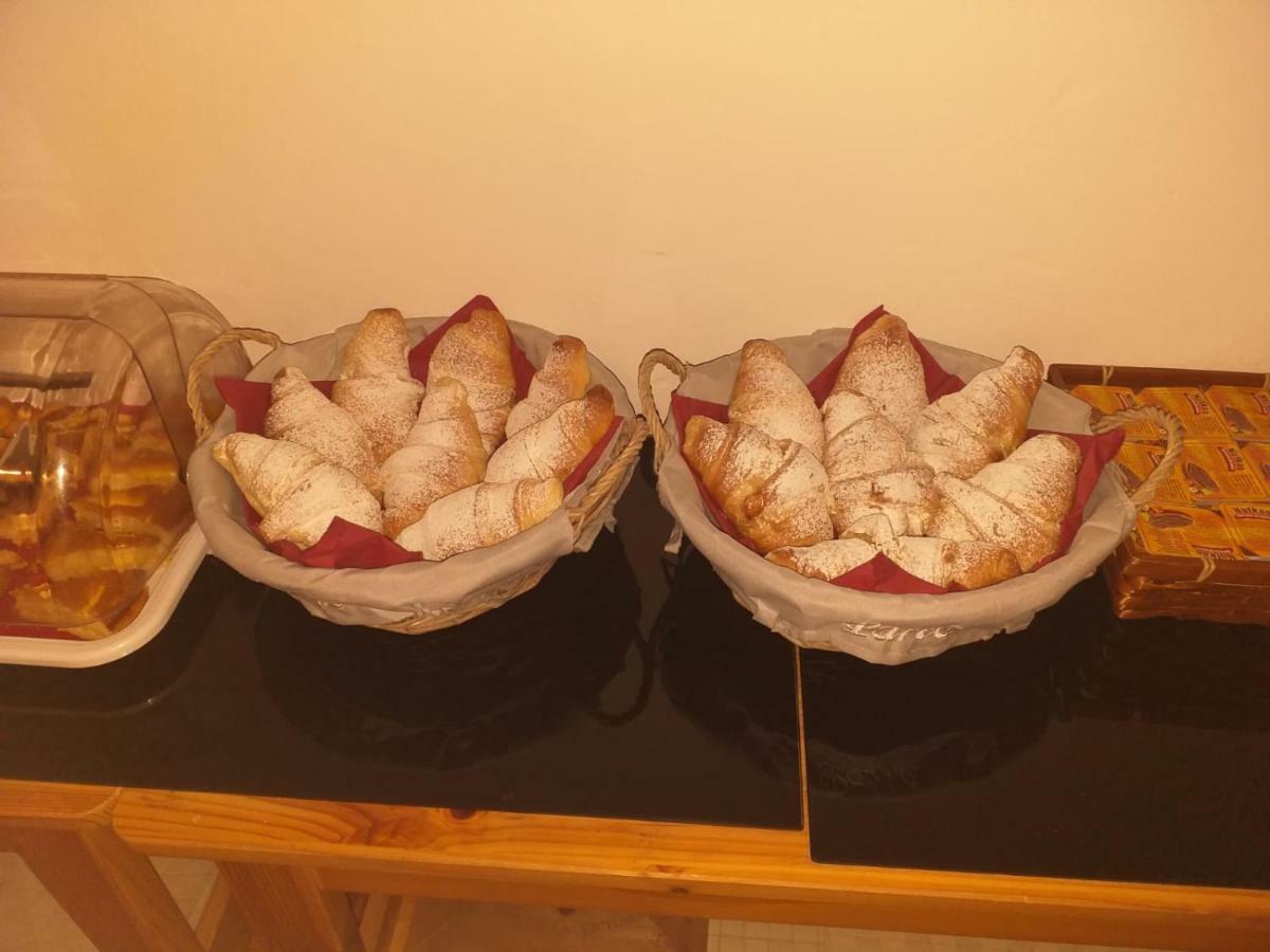 Relais Massarenti Bed & Breakfast - Bologna — Photos 2